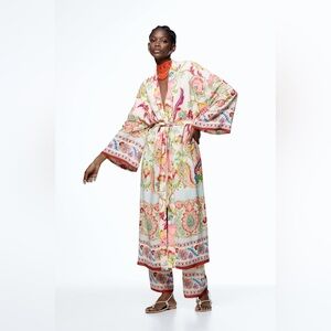 Zara Multicolor Floral Kimono